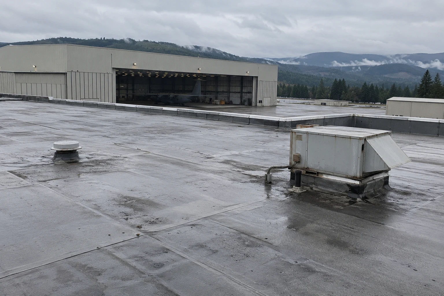 Warehouse Roofing work in Gresham, OR