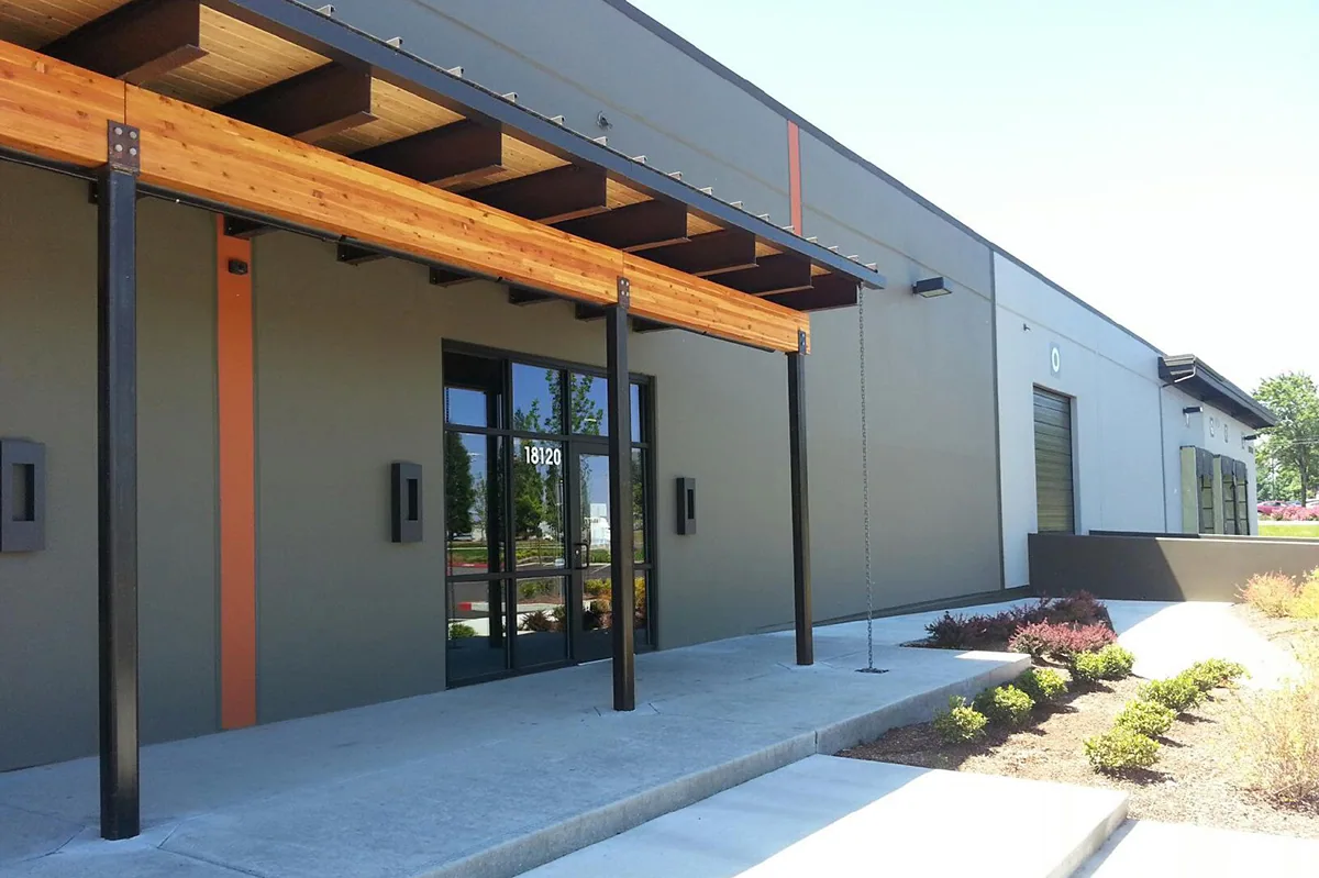 Commercial Roofing in I-84 and NE 181st Industrial Cluster, Gresham, OR