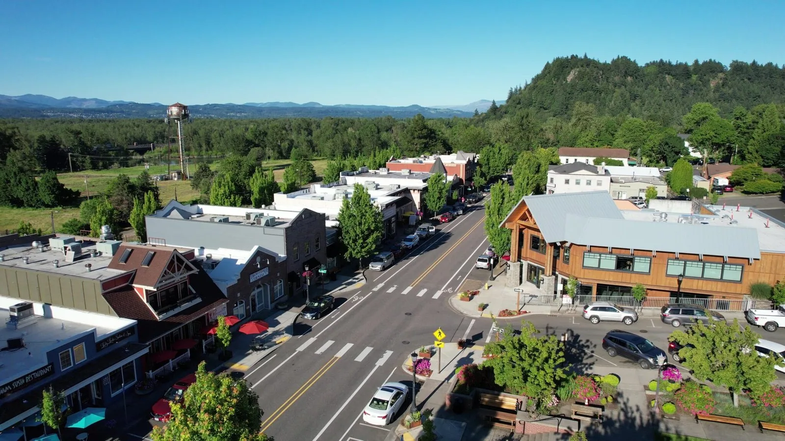 Commercial Roofing in Troutdale Downtown, Troutdale, OR
